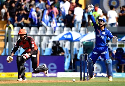 Mumbai : MI's wicket-keeper Ishan Kishan appeals unsuccessfully for the ...