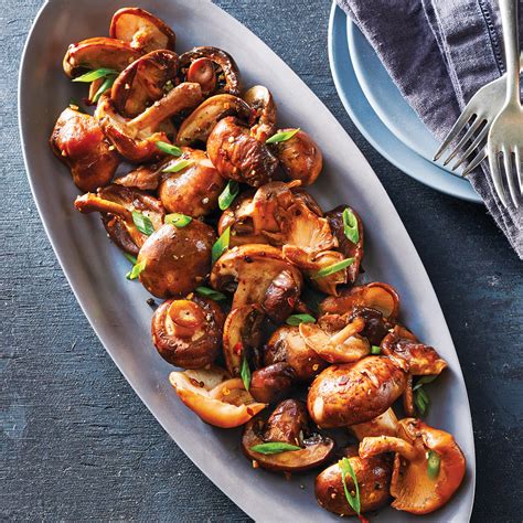 Slow-Cooker Umami Mushrooms Recipe | EatingWell