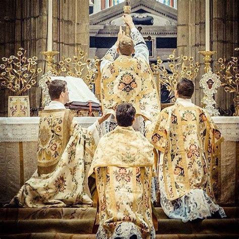 889 best Blessed Sacrament and the Eucharist and Mass images on Pinterest | Blessed, Catholic ...