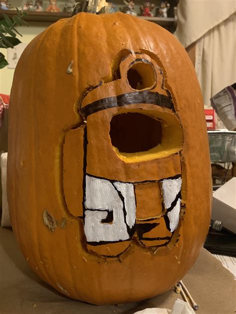 Among us pumpkin : r/AmongUs