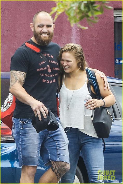 Ronda Rousey's Boyfriend Travis Browne Sends Love During UFC 207 Prep!: Photo 3834663 | Pictures ...