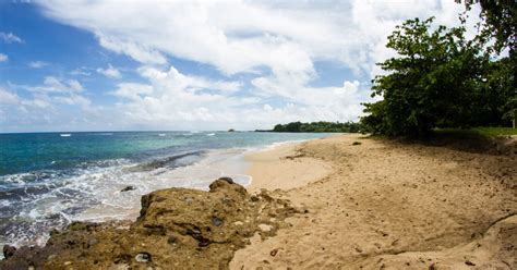 Dominica: BATIBOU BEACH