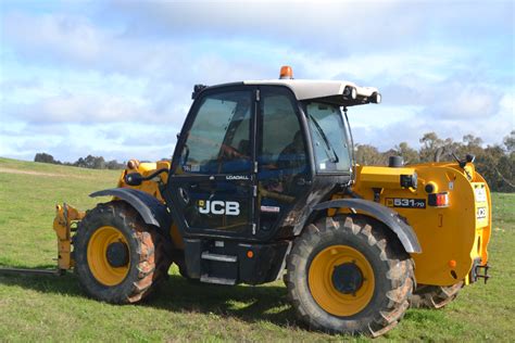 Lot 2 - 2017 JCB Telehandler + Attachments | AuctionsPlus