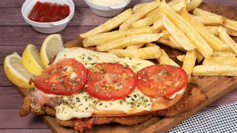 ¿Cómo nació la milanesa napolitana? Conoce su historia y una receta para prepararla - Gastrolab