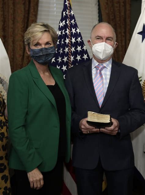 Energy Secretary Jennifer Granholm announces $128M in solar energy ...