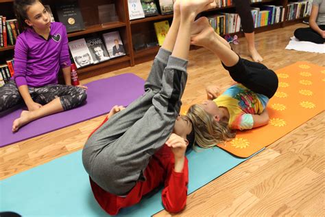 16+ Couples Yoga Poses Balance | Yoga Poses