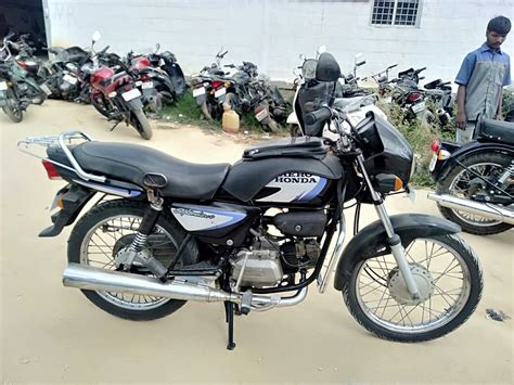 Hero Honda Splendor Plus refurbished bike at best price | CredR