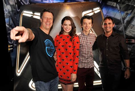 'Ender's Game' cast answer gay rights questions after comments made by source book's author ...