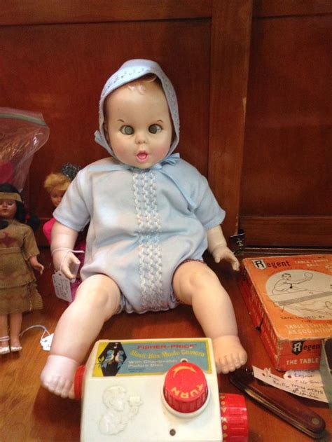 Creepy baby doll at an antique store... :-) | Creepy baby dolls, Scary ...