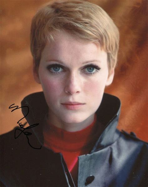 Mia Farrow – Movies & Autographed Portraits Through The Decades