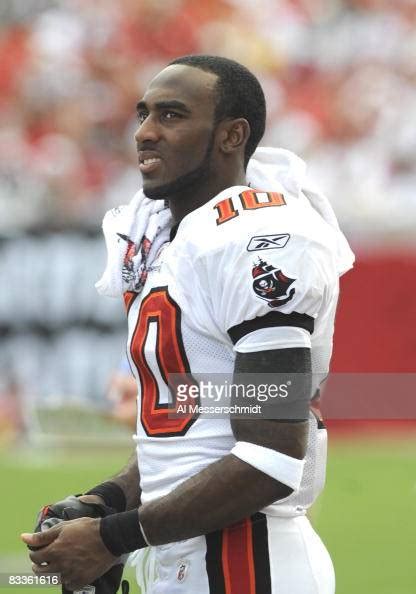 Wide receiver Dexter Jackson of the Tampa Bay Buccaneers watches play ...