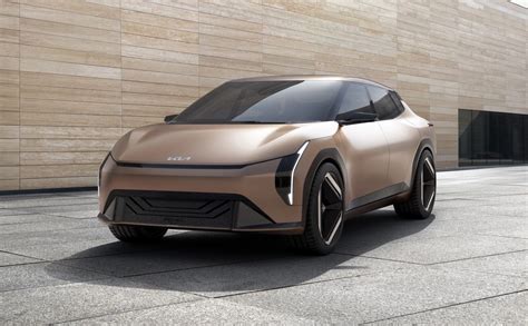 2025 Kia EV4 revealed: Electric sedan coming for Model 3