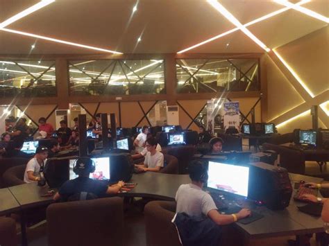 Philippines' biggest Gaming Cafe - High Grounds - Techglimpse