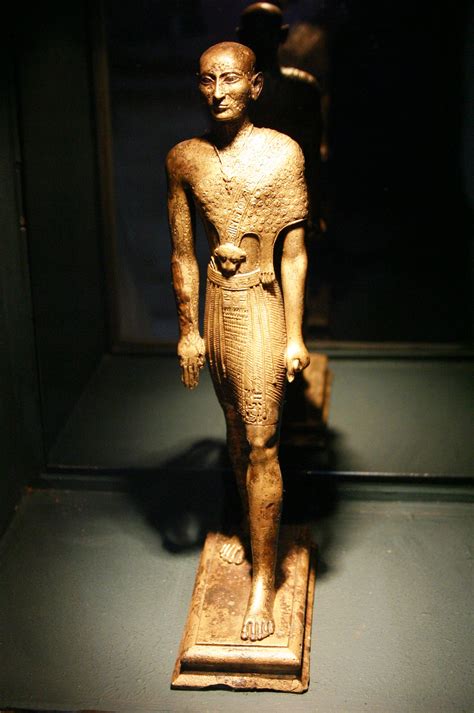 File:Bronze egyptian priest (6th century B.C.) - Ephesus Museum.JPG ...