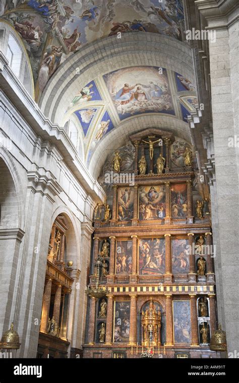 Interior of Basilica of the Monastery of San Lorenzo de El Escorial ...