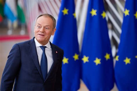 EU to Let Poland Access Billions as Tusk Promises Overhaul - Bloomberg