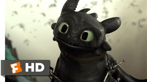 How to Train Your Dragon 2 - Mean Toothless Scene | Fandango Family - YouTube