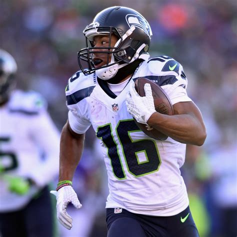 Tyler Lockett Injury: Latest on Seahawks WR's Leg and Recovery | News, Scores, Highlights, Stats ...