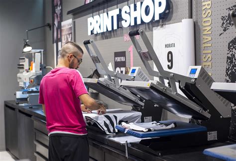 Top 10 DTG Printers for Commercial Garment Printing Businesses