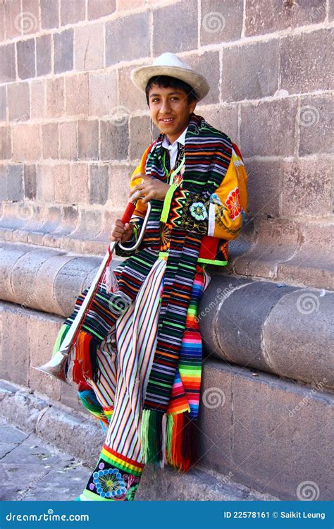 Peruvian Teenage in Traditional Clothing Editorial Photo - Image of ...