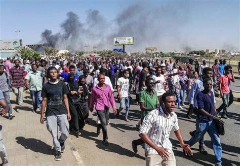 Protests Grow in Sudan, and So Do Calls for President to Resign - The New York Times