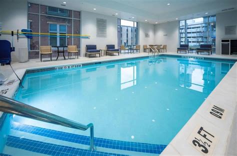 25 Hotels with Indoor Pools in Louisville, KY