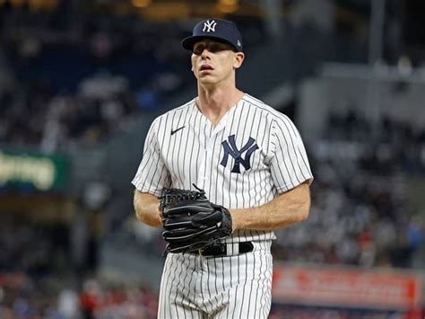 ESPN's Surprise: Yankees Game On-Air Despite Recent Slumps