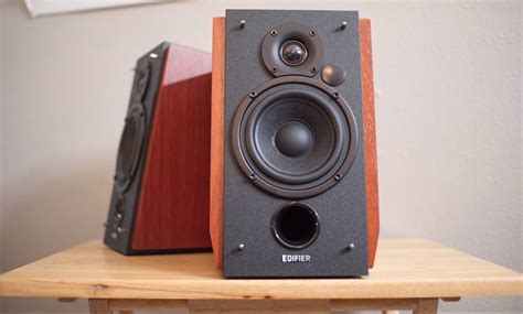 Edifier R1700BT Review – Bluetooth Bookshelf Speakers