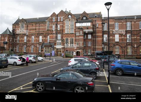 Royal hampshire county hospital winchester hi-res stock photography and images - Alamy