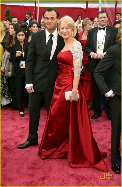 Helen Mirren @ Oscars 2008: Photo 952161 | Helen Mirren, Oscars 2008 ...