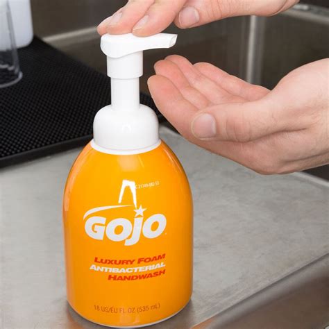 GOJO® 5762-04 Luxury 535 mL Orange Blossom Foaming Antibacterial Hand ...