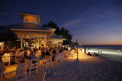 Waterfront Restaurants - Waterfront Dining - Beachfront Restaurants ...