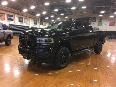 The new 2019 ram 2500 turbo diesel, thought you guys would enjoy. : r ...