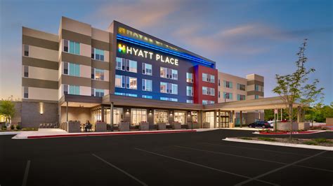 Fayetteville Hotel Restaurant | Hyatt Place Fayetteville AR