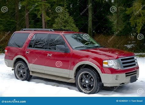 Red suv in winter stock image. Image of trees, snow, cold - 4240551