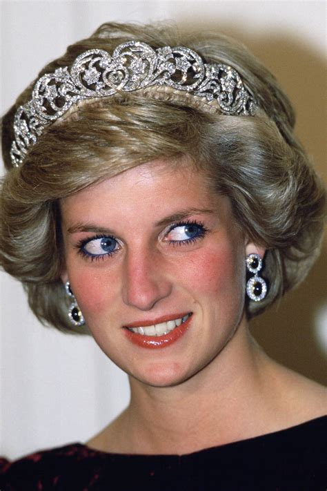 Princess Diana’s Wedding Tiara Is The Star Of A Beguiling New ...