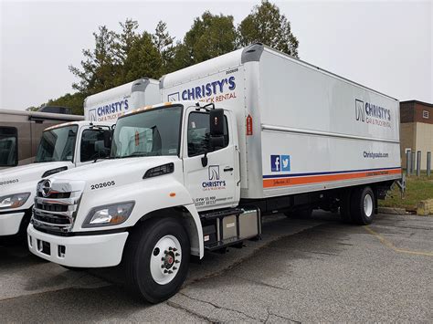 Moving Truck Rentals in Providence RI | 14 to 26 ft Options