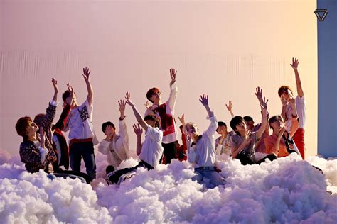 Seventeen Laptop Wallpapers - Wallpaper Cave