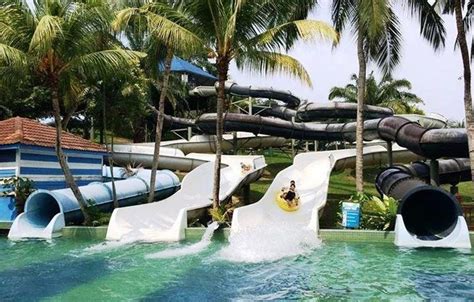 Melaka A Famosa Water Park / A Famosa Resort Melaka Malacca Updated ...