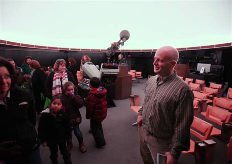 MMSD's planetarium brings the sky to laptop screens during pandemic