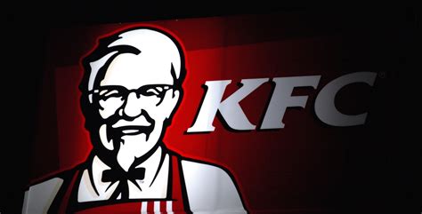 Detail Kfc Colonel Sanders Logo Koleksi Nomer 53