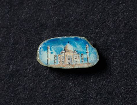 The Worlds Smallest Paintings On A Grain Of Rice By Vladimir Aniskin | Client Magazine