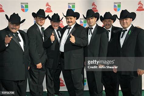 Los Huracanes Del Norte Photos and Premium High Res Pictures - Getty Images