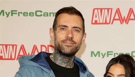 Adam22 Net Worth: Biography, Career, Family, Social Media