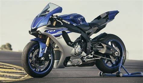 Moge Yamaha YZF-R1 2020 Siap Hadir Dengan Upgrade Fitur Terbaru | Amoplus Magazine