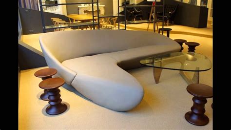 Moon sofa from Moon system sofa by Zaha Hadid - YouTube