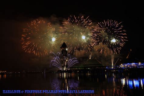 Putrajaya Lakeside Putrajaya Night View