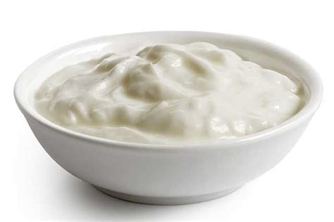 What Is Skyr? The Protein-Rich Icelandic Yogurt - Nutrition Advance