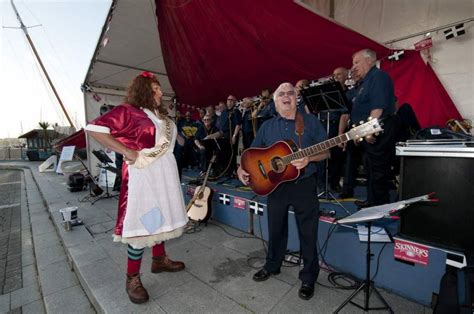 2011 Festival - Falmouth International Sea Shanty Festival