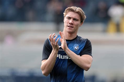 Manchester United agree deal to sign Atalanta forward Rasmus Hojlund - The Athletic